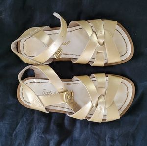 Gold Salt Water Sandals Girls
